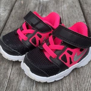 Nike size 2 baby